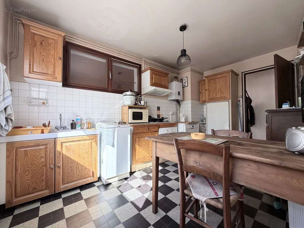 Maison  au cœur de  bourg d'oisans - photo 2