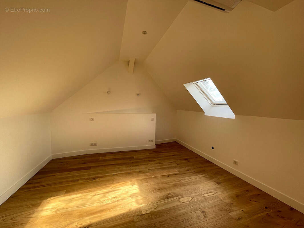 Appartement à SAINTE-SAVINE