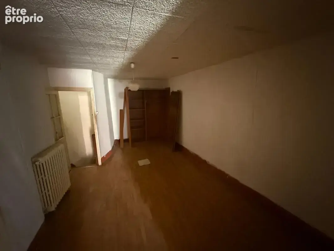 CARCASSONNE CENTRE - Maison de ville 61 m² à rénover, deux chambres proche boulevard Marcou - photo 10