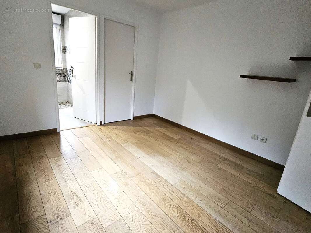 Maison à NEUVILLE-EN-FERRAIN