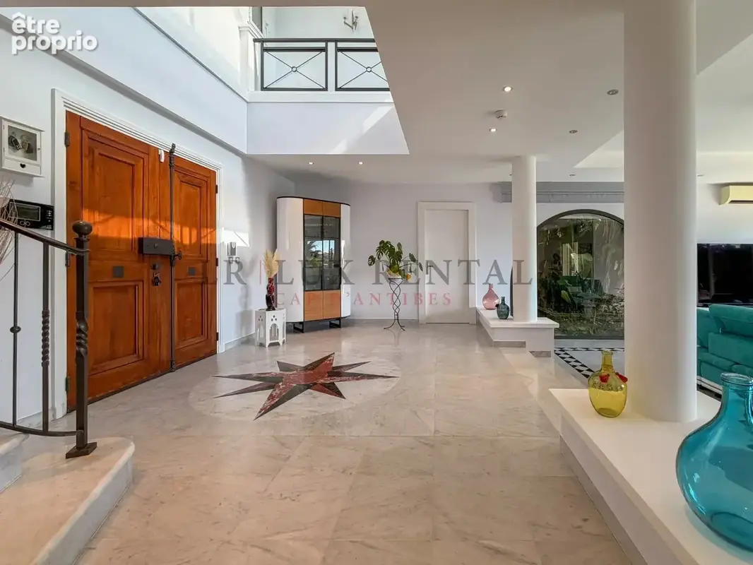 Villa avec vue mer panoramique et piscine à débordement - photo 9