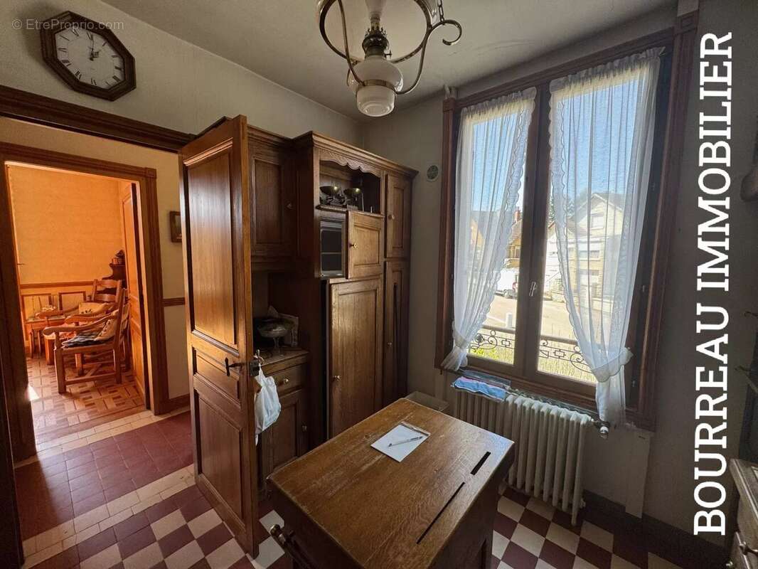 Maison à JOIGNY