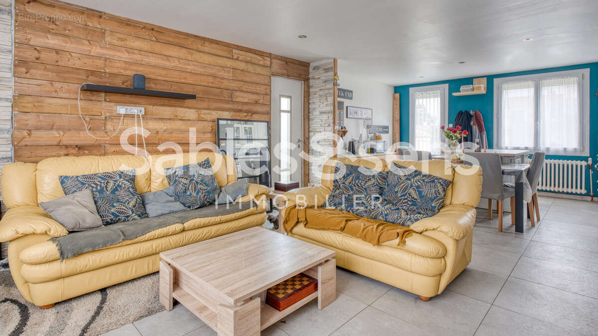 Maison à MOUILLERON-LE-CAPTIF