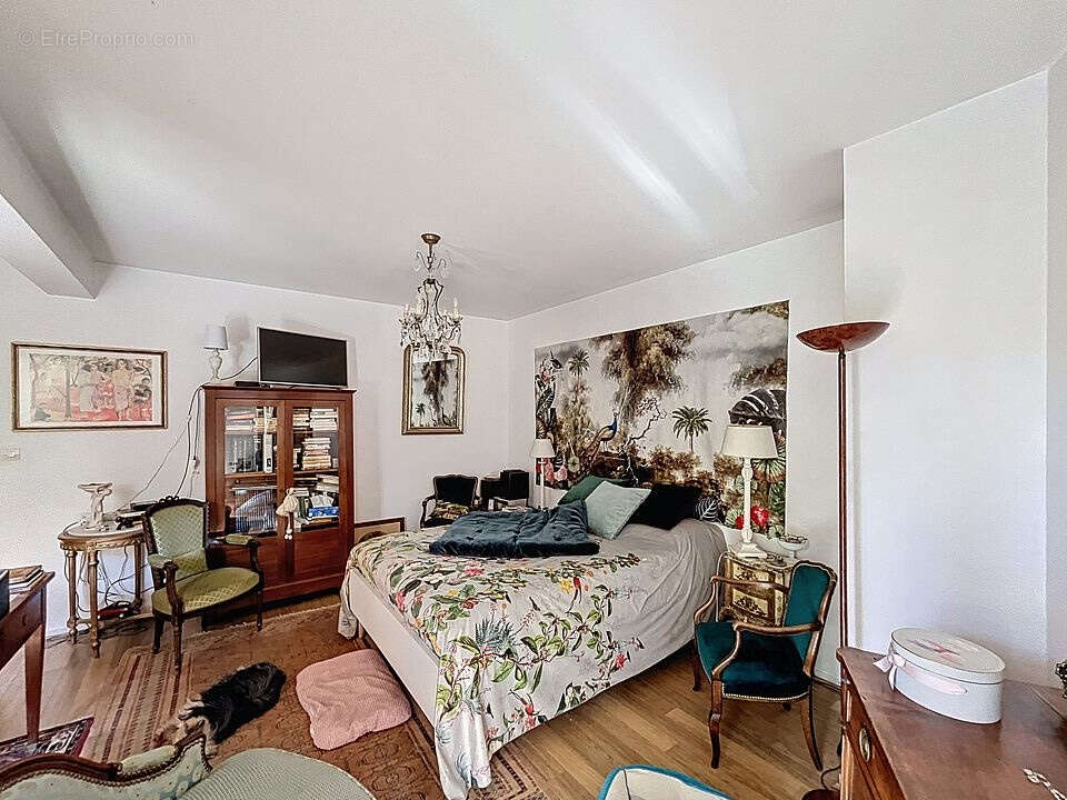 Appartement à CORBEIL-ESSONNES