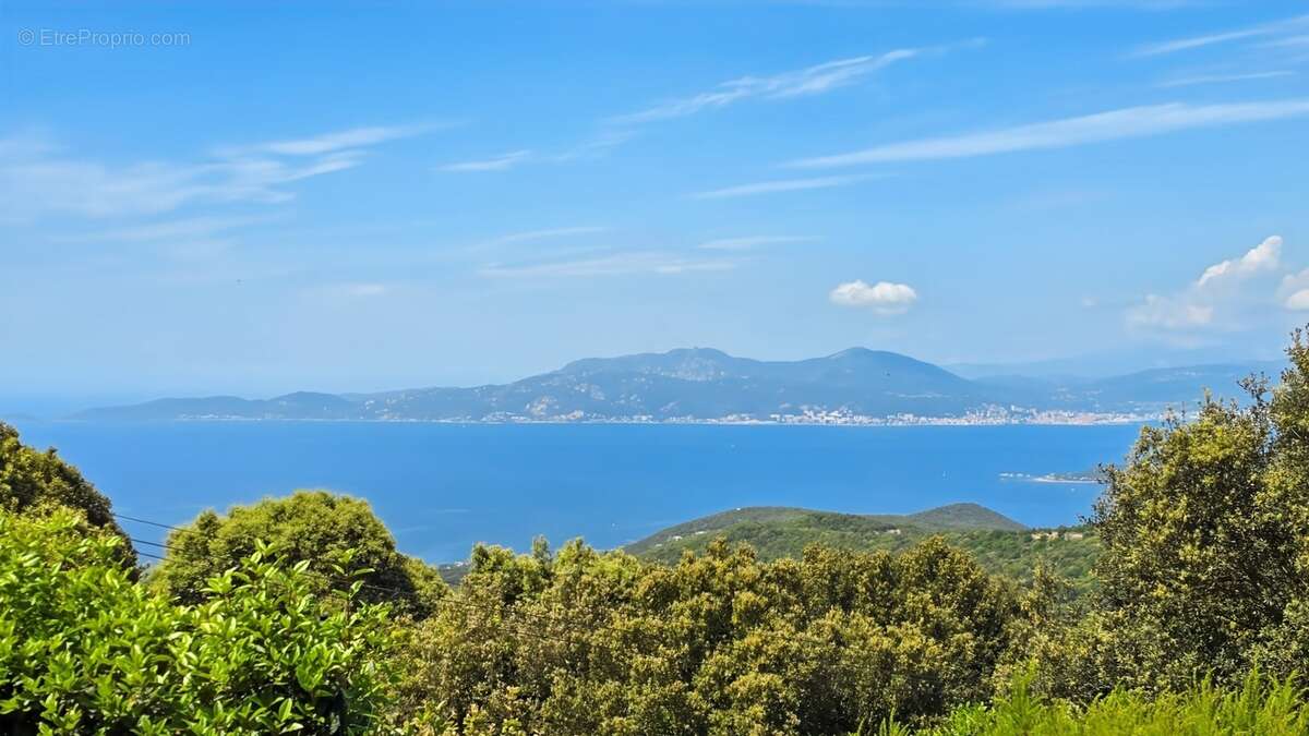 Maison de plain-pied avec vue mer – COTI-CHIAVARI (20) - photo 18