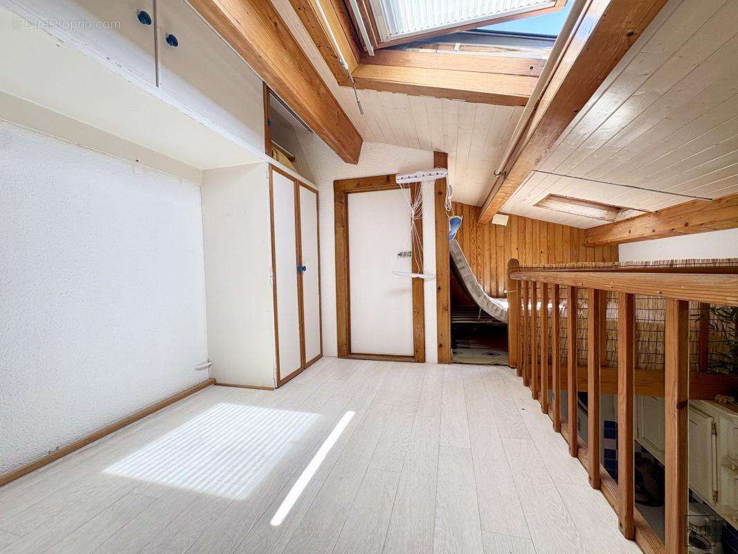 Appartement 2 pièces + Mezzanine, proche de la mer - photo 13