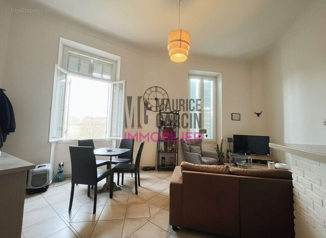 Autre à CAVAILLON