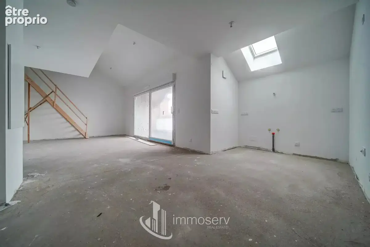 Appartement 4 pièces 85 m² à vendre à Angevillers (57440) - photo 2