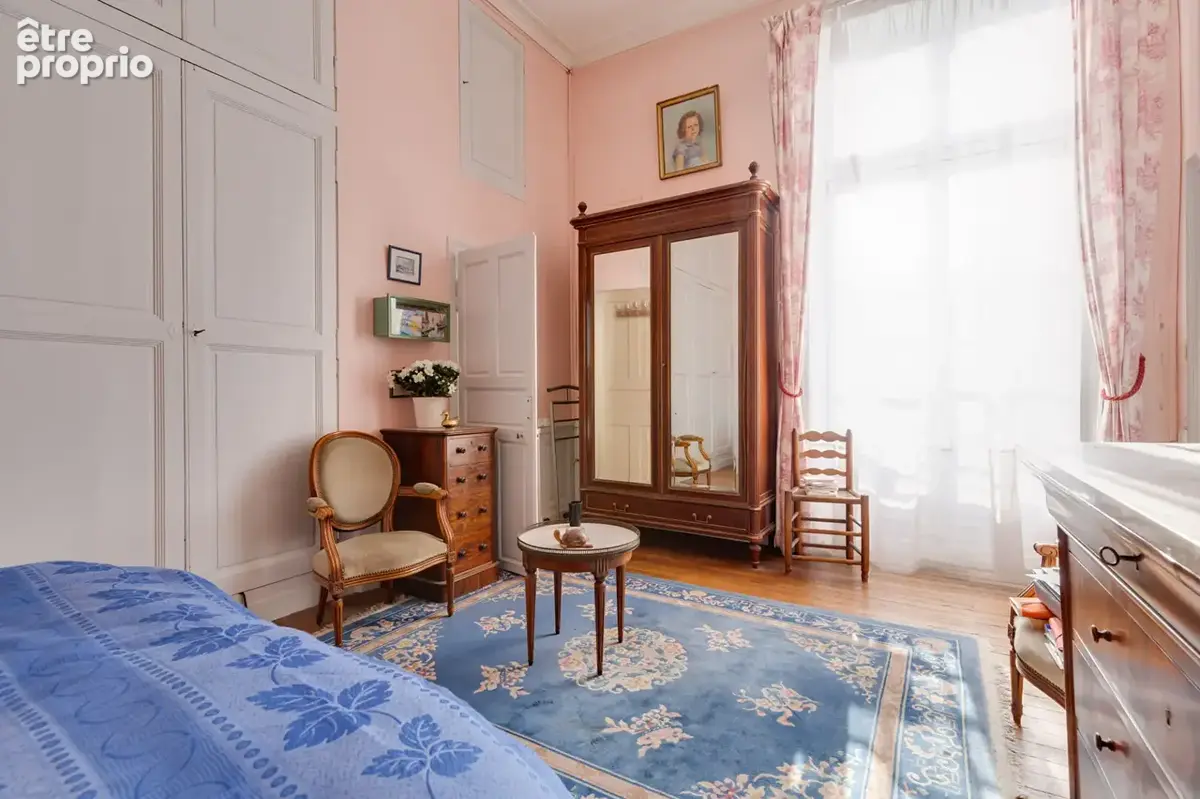 A vendre nantes place foch vaste appartement familial de caractere - photo 9