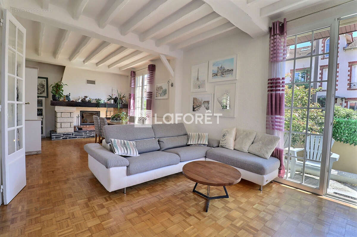 Maison Vitry-sur-seine 6 pièces - photo 2