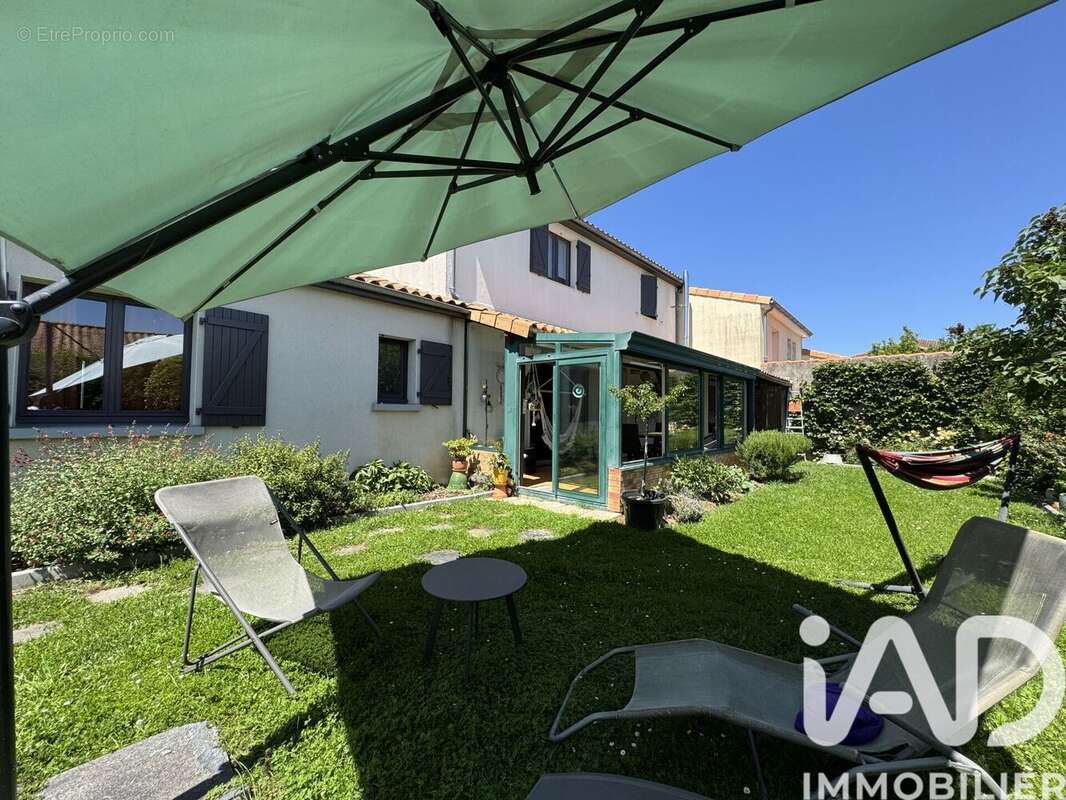 Photo 2 - Maison à BUXEROLLES