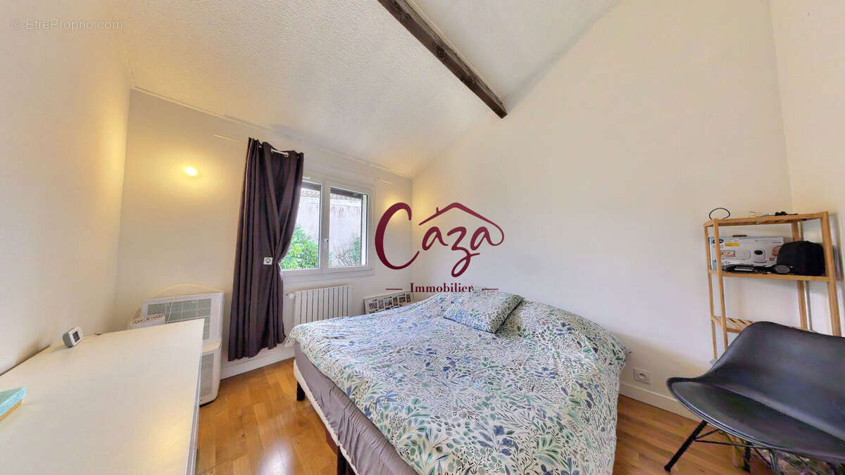 Maison à FARGUES-SAINT-HILAIRE