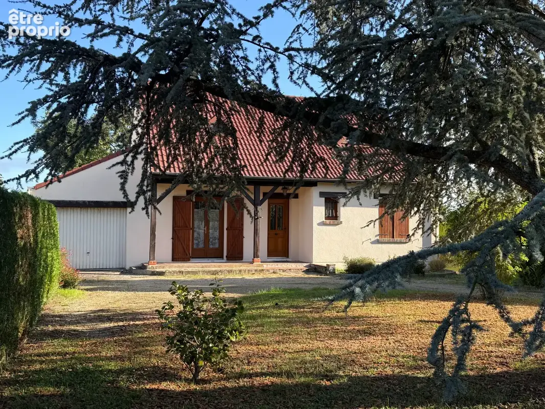 A vendre - loury - maison traditionnelle - photo 1