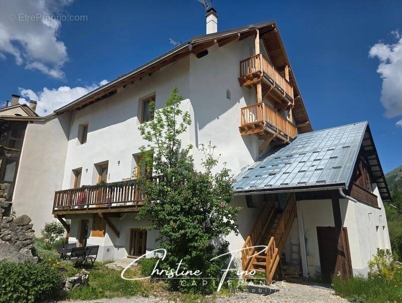 Appartement à LE MONETIER-LES-BAINS
