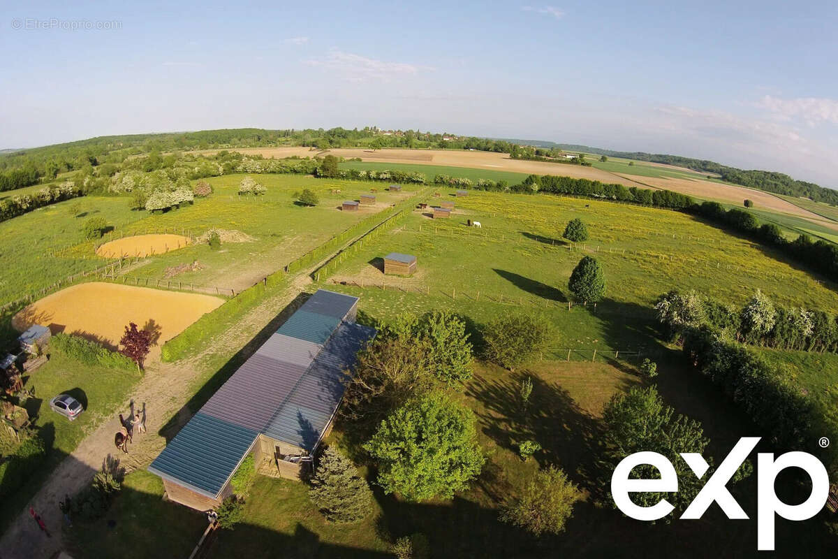 Maison à ONS-EN-BRAY