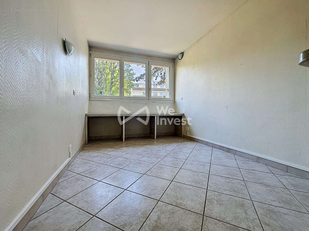 Appartement à COLOMBES