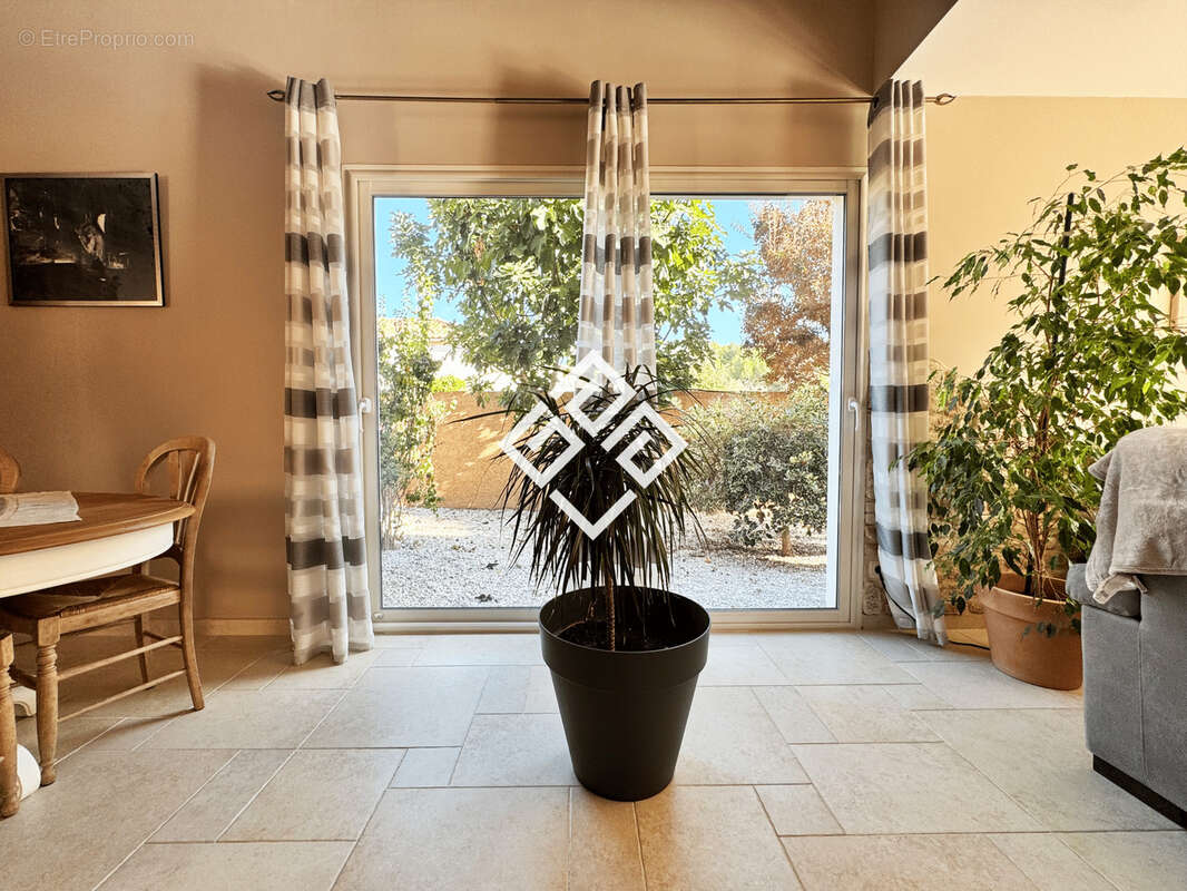 Villa contemporaine avec piscine à Narbonne - photo 8