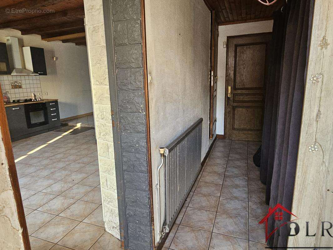 Maison à WASSY