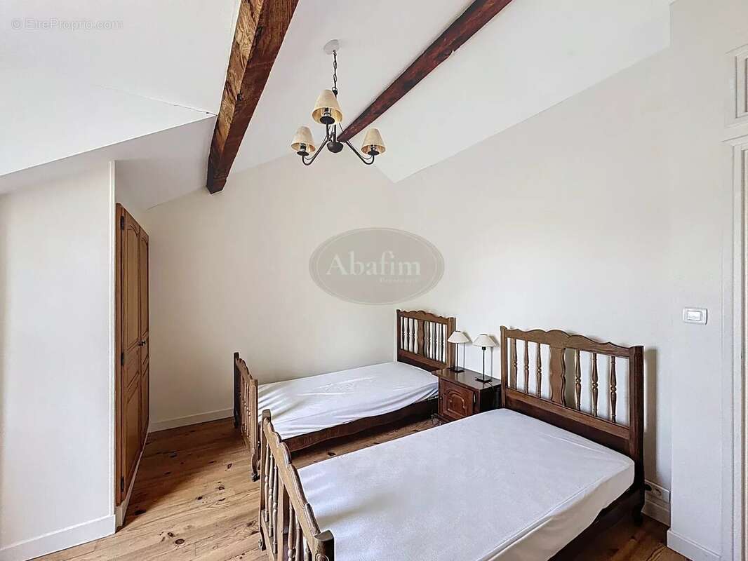 Maison à CHELLE-DEBAT