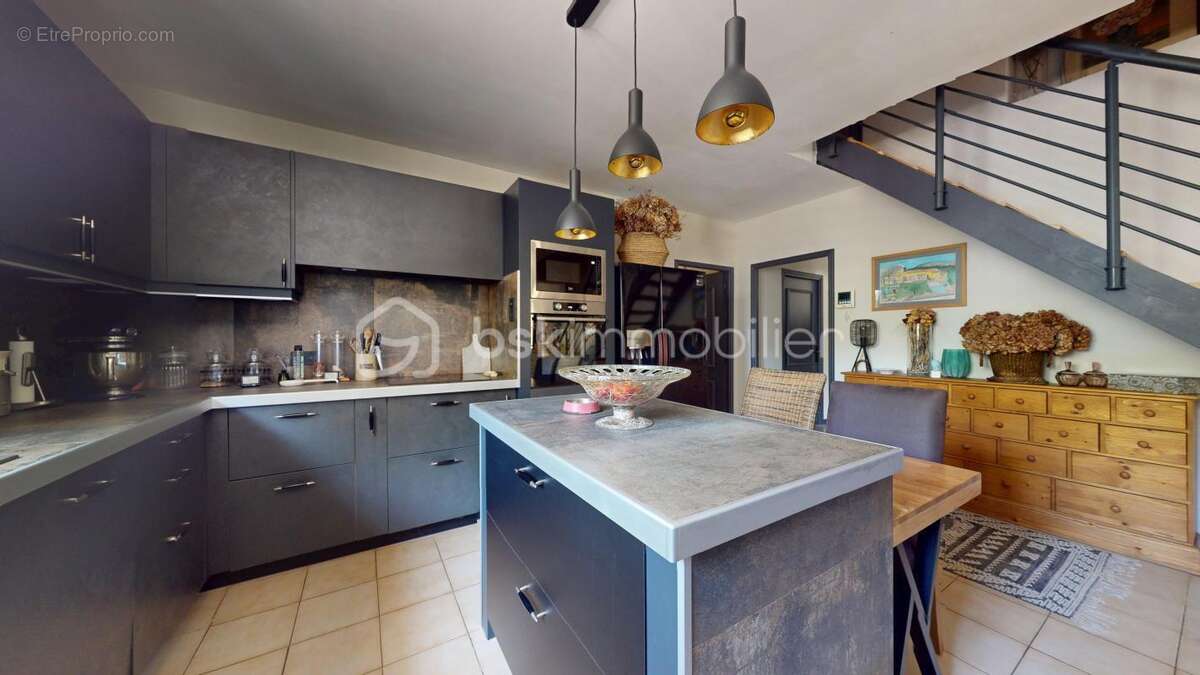 Villa de plain-pied avec piscine - photo 11