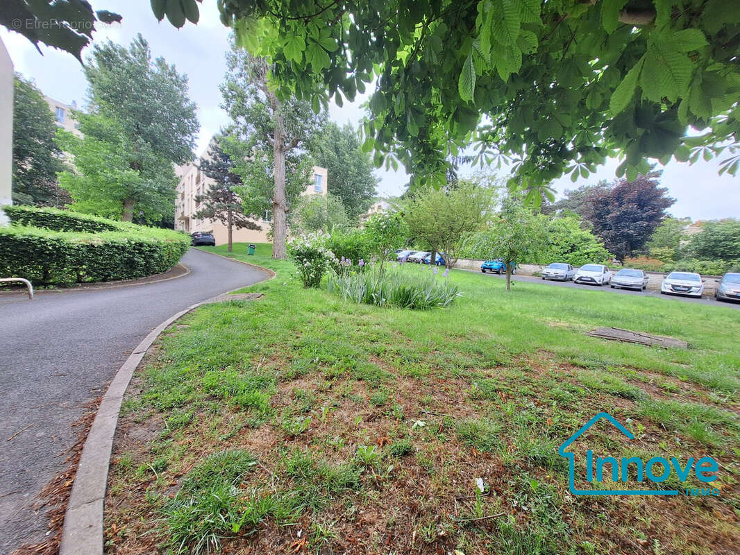 Appartement à BOUGIVAL
