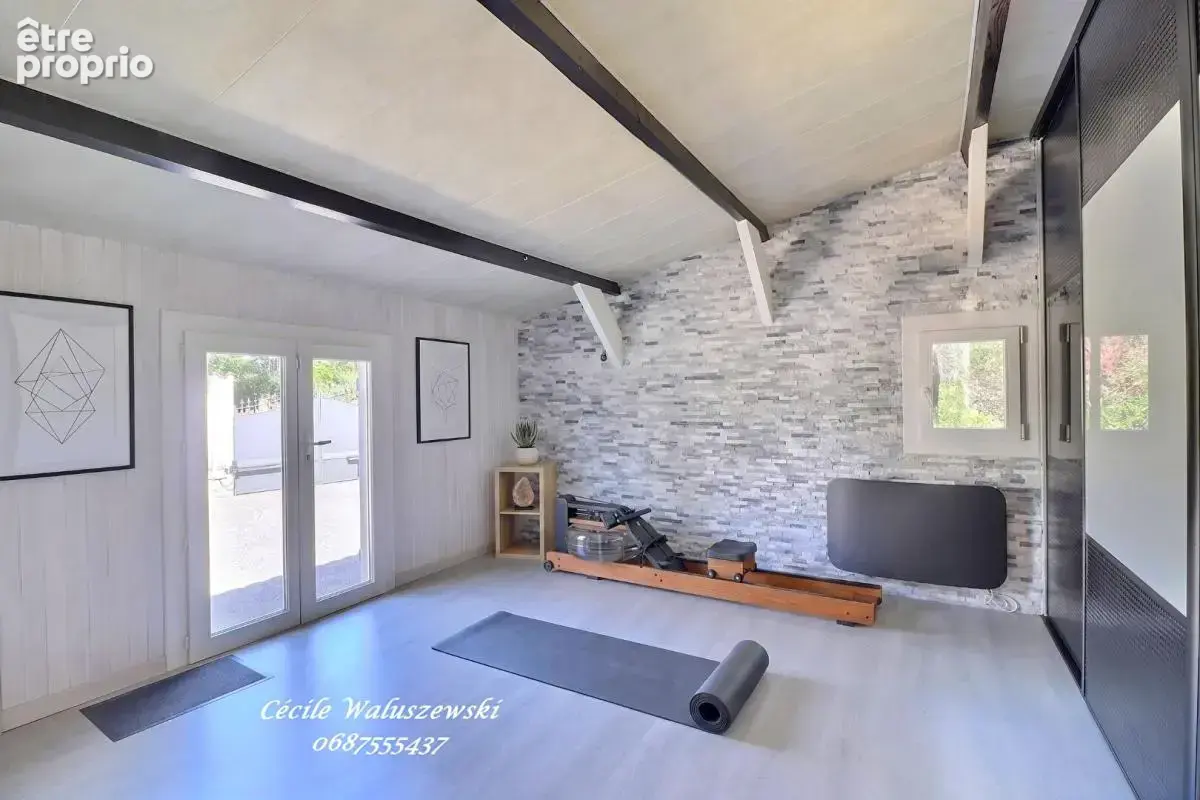 Maison Aubagne 8 pièce(s) 190 m2 avec piscine - jacuzzi sur 1200 m2 de terrain - photo 16