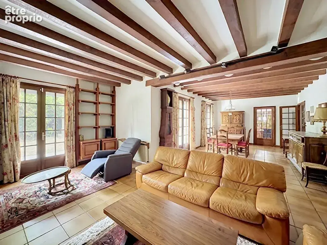 Domaine de la vallée de la bièvre  maison familiale en lisière de forêt, au calme absolu - photo 7