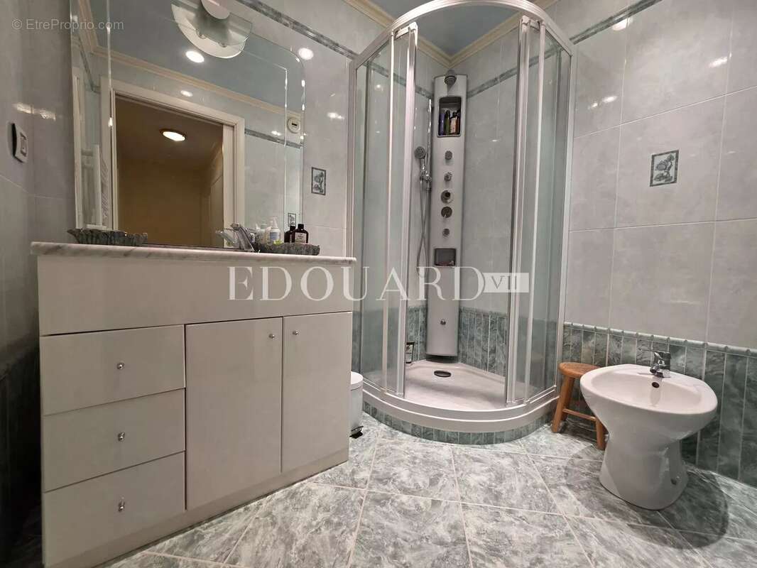 Appartement à MENTON