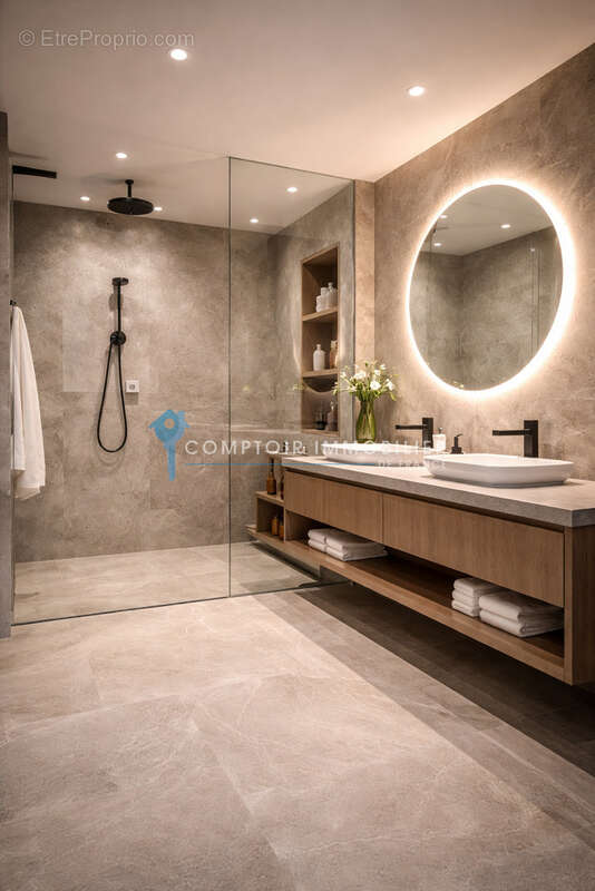 Appartement à LUNEL
