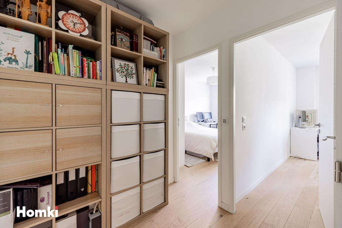 Appartement T3 de 66 m² à Puteaux 92800, Passage Voltaire - photo 12