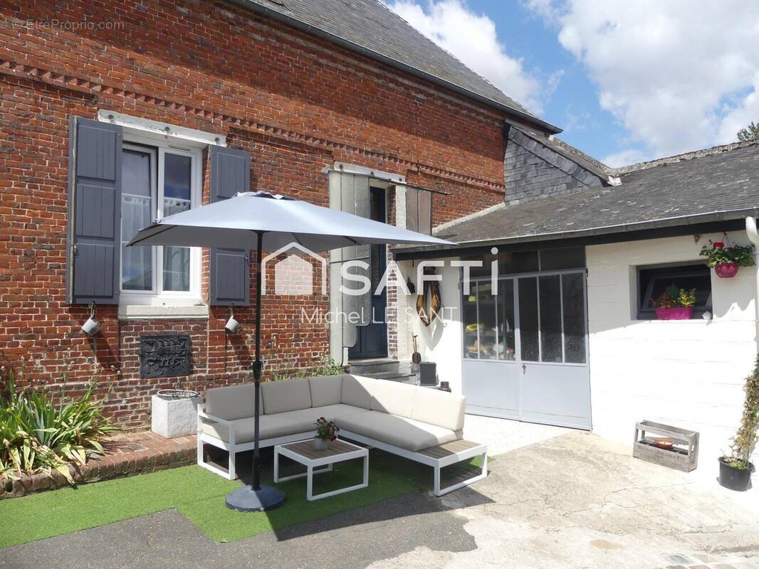 Photo 1 - Maison à SAINT-JUST-EN-CHAUSSEE