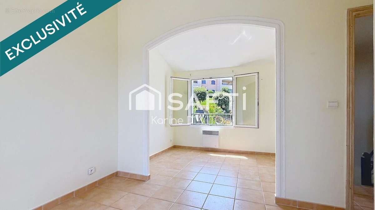 Photo 6 - Maison à ROQUEBRUNE-SUR-ARGENS