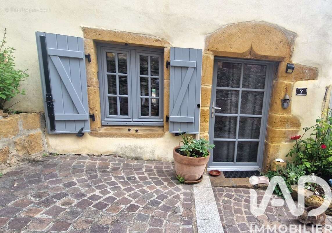 Appartement 100 m² à Ternand  - photo 3