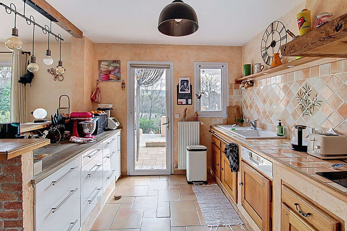 Maison à VILLECROZE