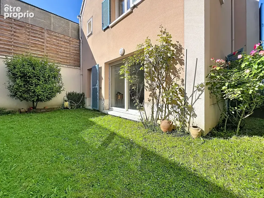 Photo Maison à Nanterre au prix de 730 000€