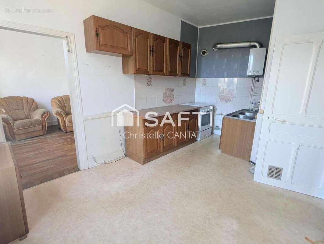 Photo 3 - Maison à MONTLUCON