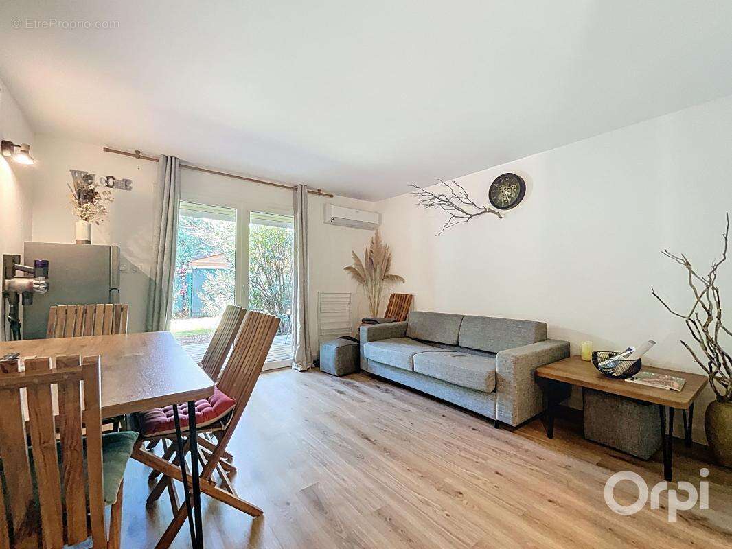 Appartement à LECCI
