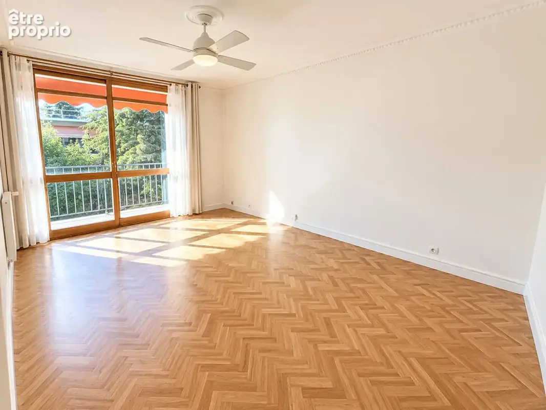 Appartement à VELIZY-VILLACOUBLAY