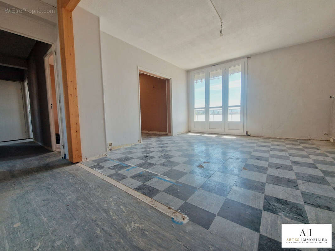 Appartement 76 m² à Montelimar  - photo 8