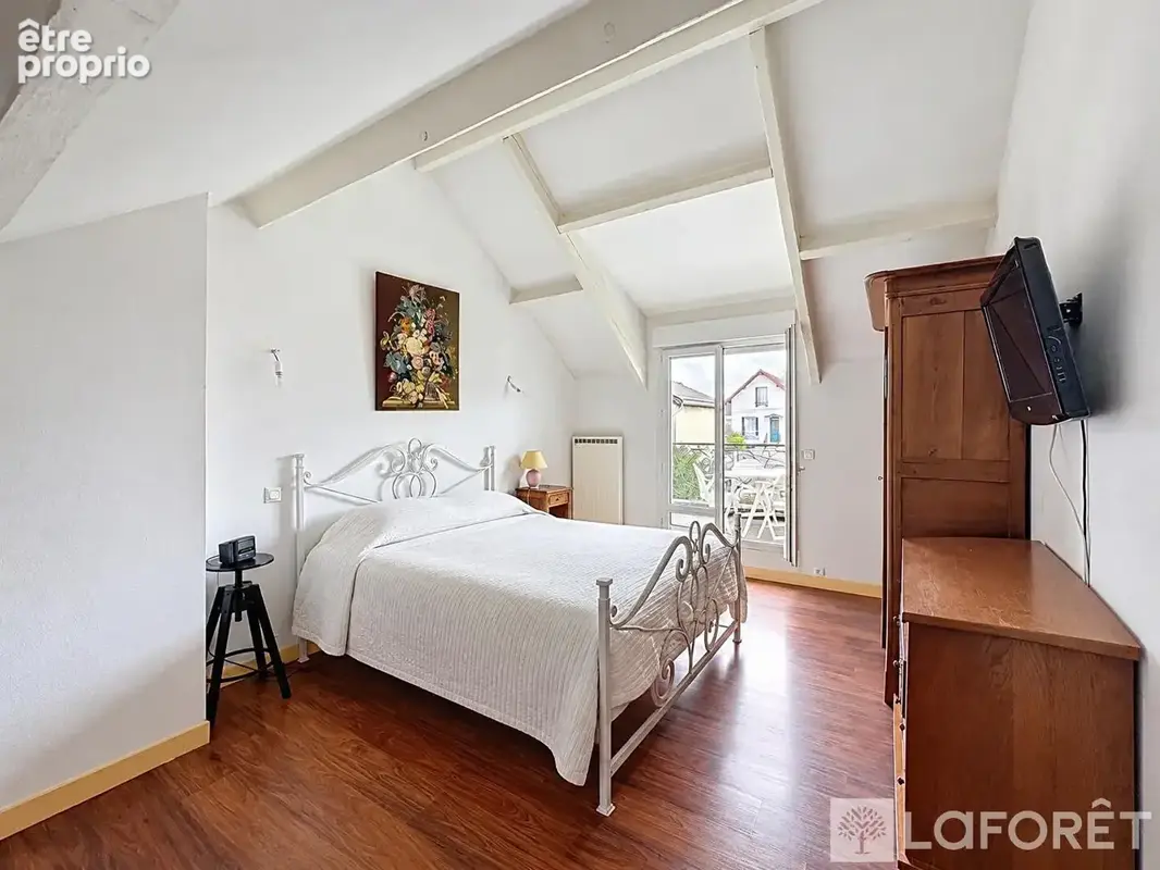 Maison Villiers Sur Marne 6 pièce(s) 140 m2 - photo 8