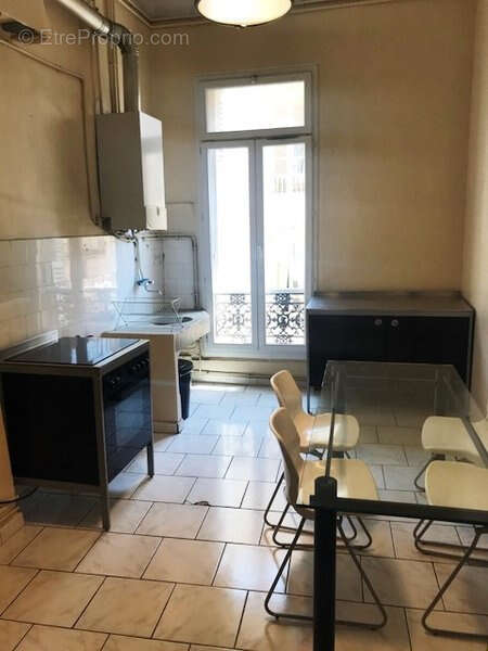 Appartement à MARSEILLE-6E