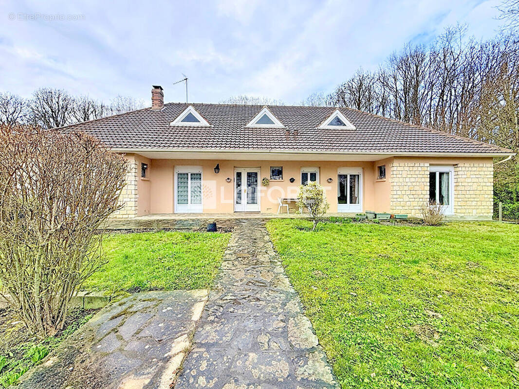 Maison à CHARTRES