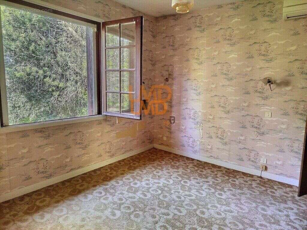 Maison à CHERBONNIERES