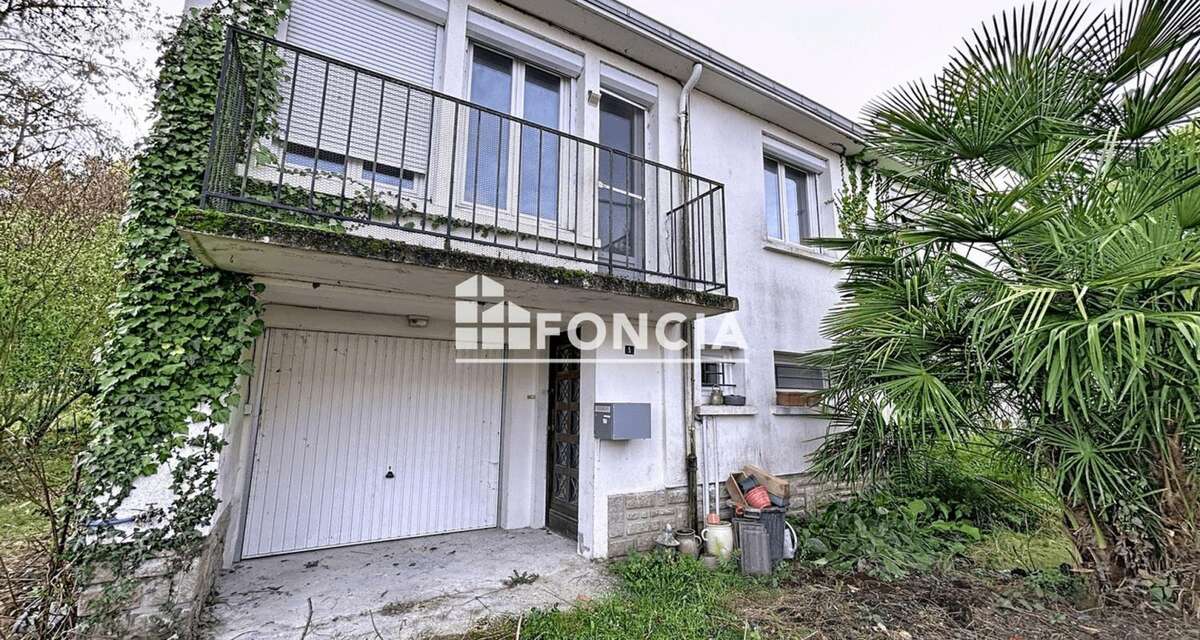 Maison à SAINT-SULPICE-LAURIERE