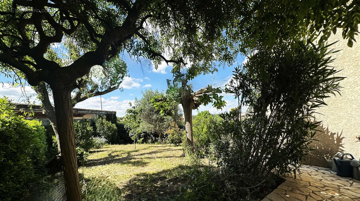 Appartement à VILLEVEYRAC