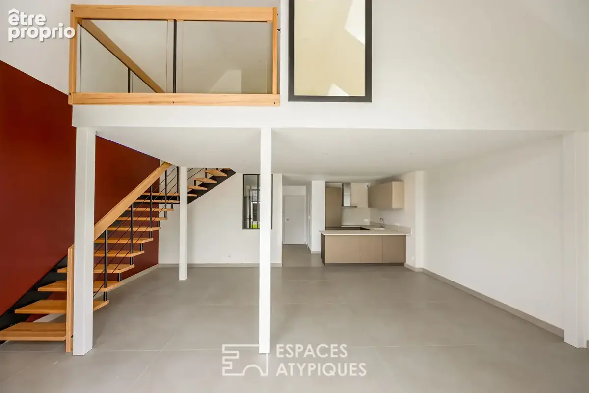 Loft contemporain en duplex et sa terrasse dans une ancienne friche industrielle - photo 5