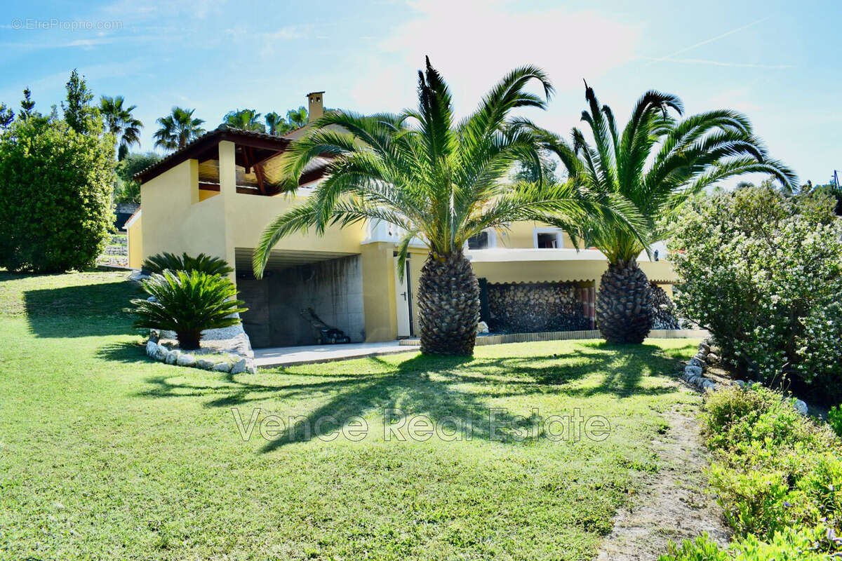 Maison à Saint-Paul  - photo 3