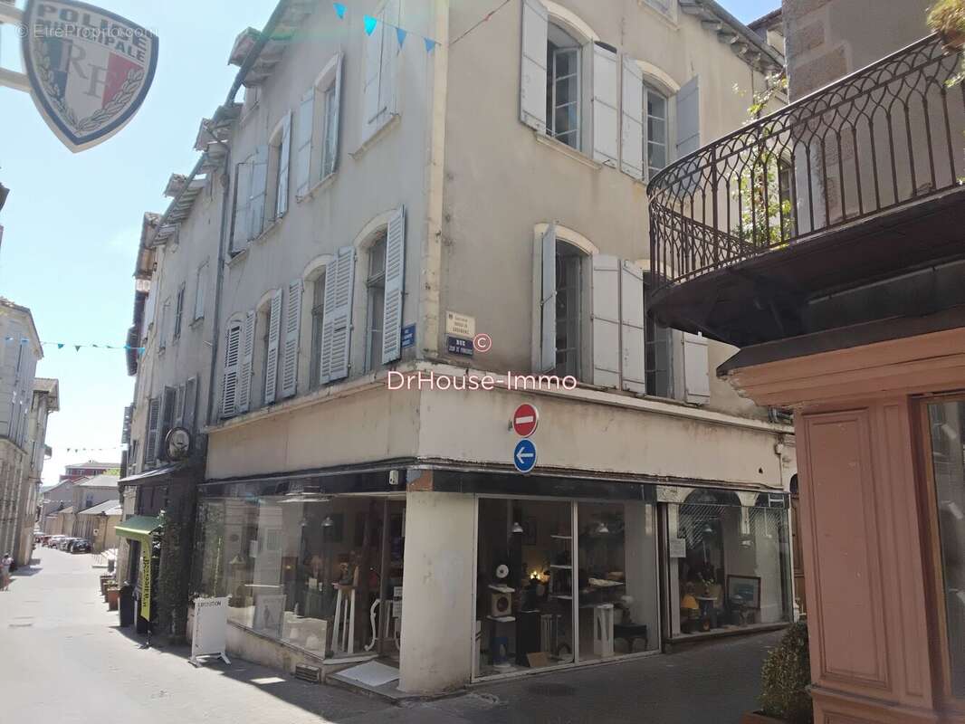 Appartement 380 m² à Villefranche-De-Rouergue  - photo 10