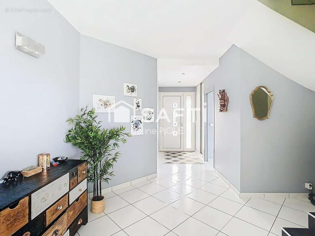 Photo 5 - Maison à VACOGNES-NEUILLY