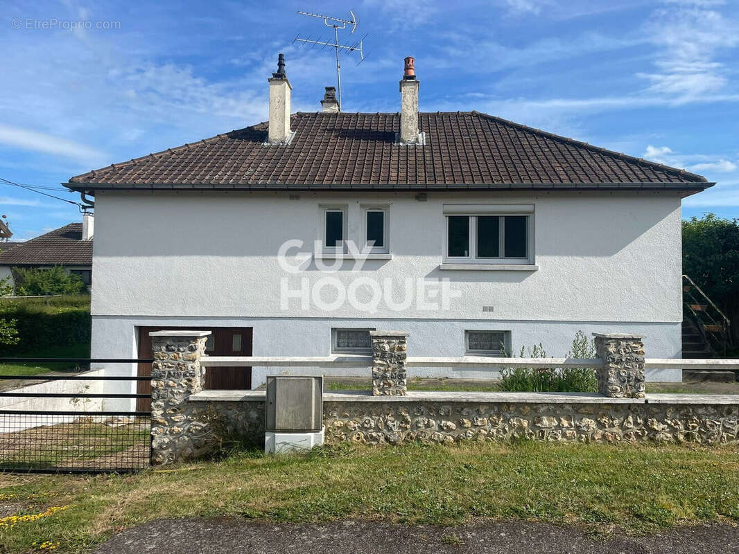 Maison au coeur de SERQUIGNY - photo 2